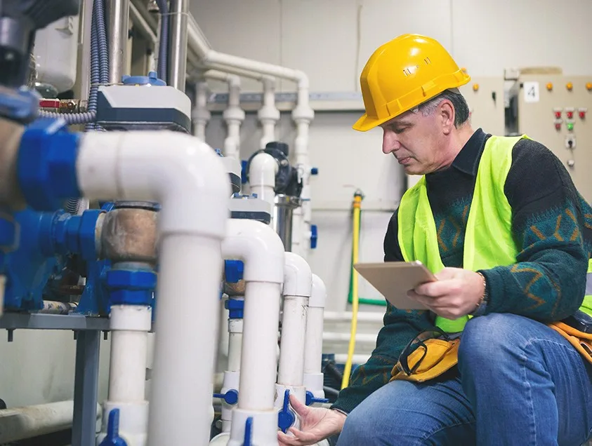 Emergency Water Damage Restoration Rochester NY fixing burst pipes